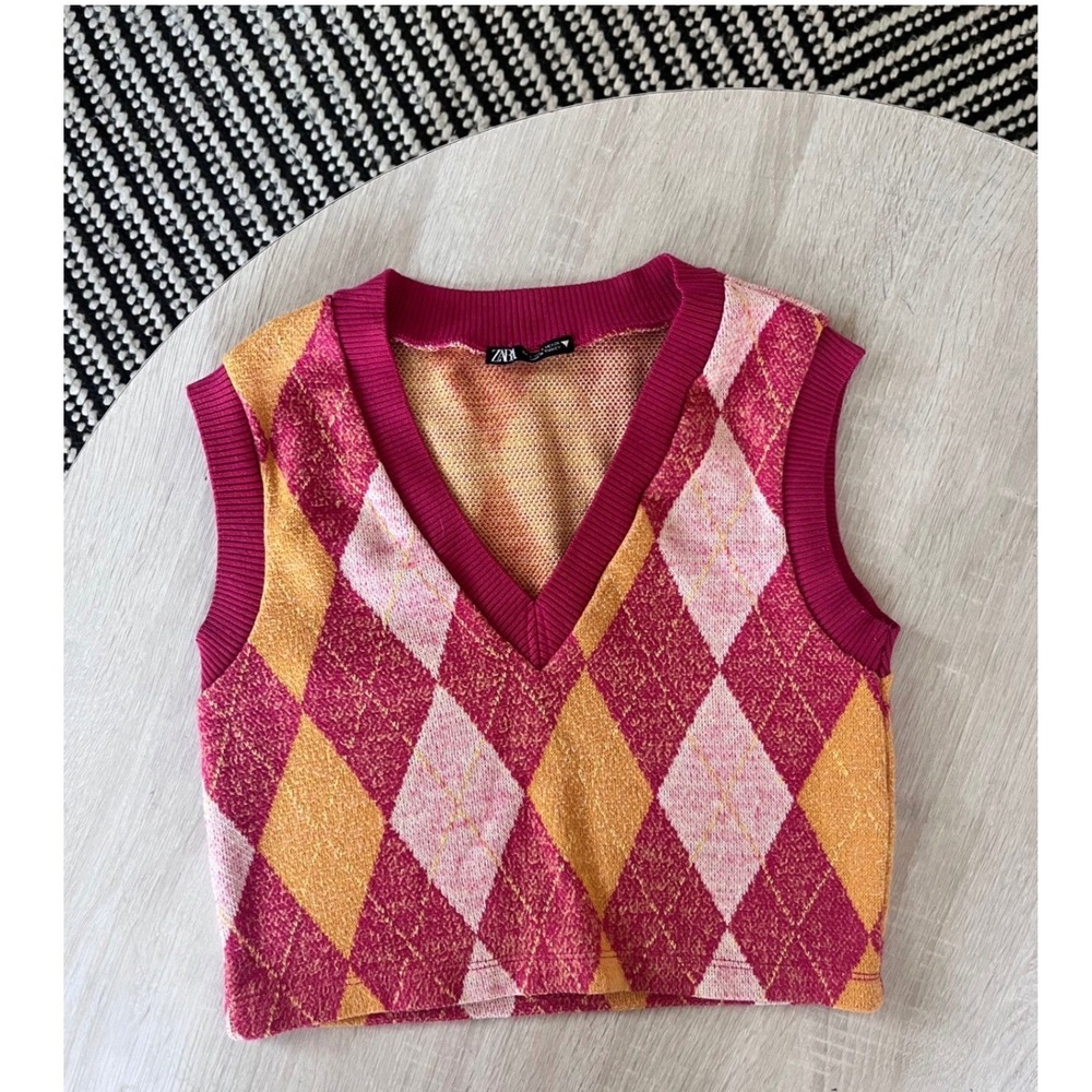 Zara Womens Argyle V-Neck Sweater Vest Magenta Orange Metallic Gold Preppy M